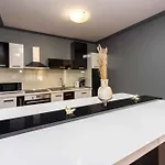 In 39370 בית נופש *