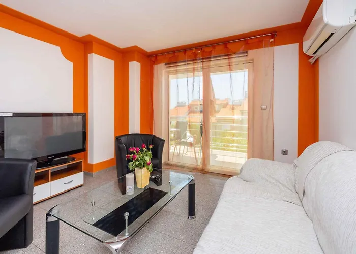 Holiday home In 39370 Novi Vinodolski